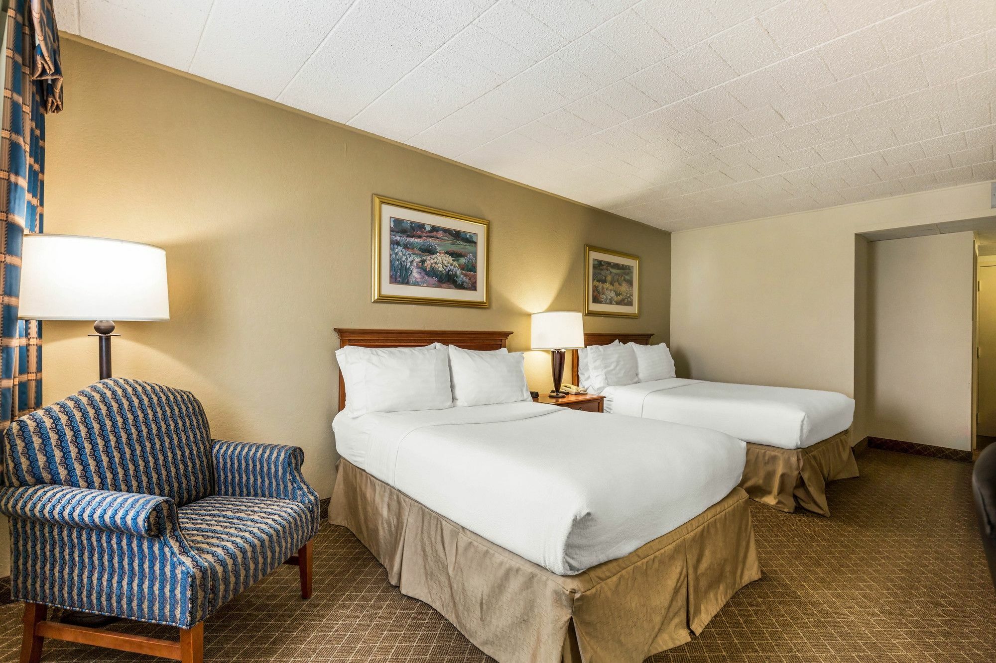 Clarion Inn Frederick Event Center Екстериор снимка