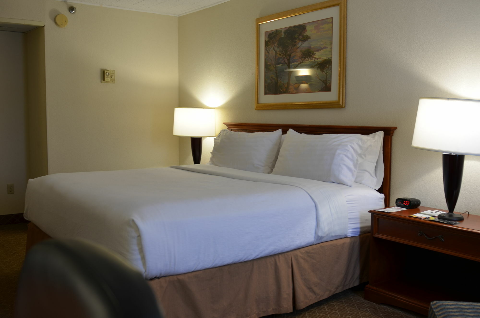 Clarion Inn Frederick Event Center Екстериор снимка