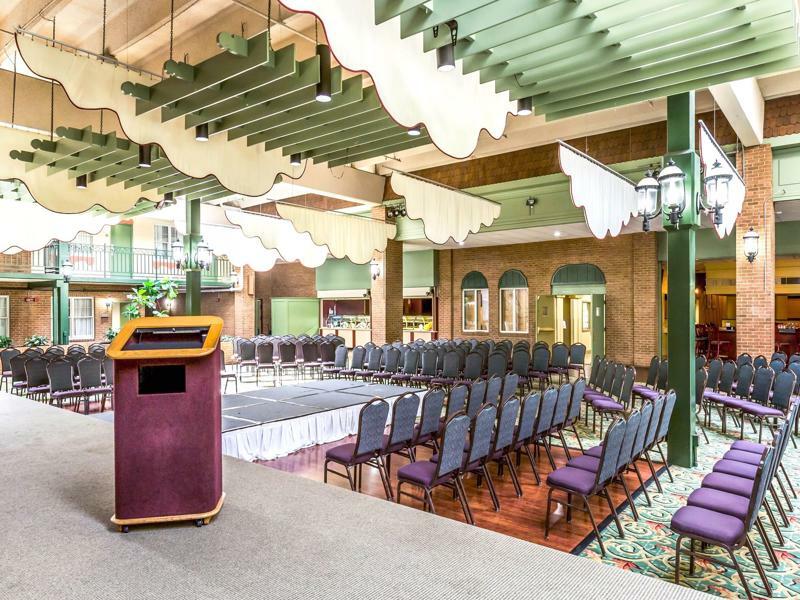 Clarion Inn Frederick Event Center Екстериор снимка