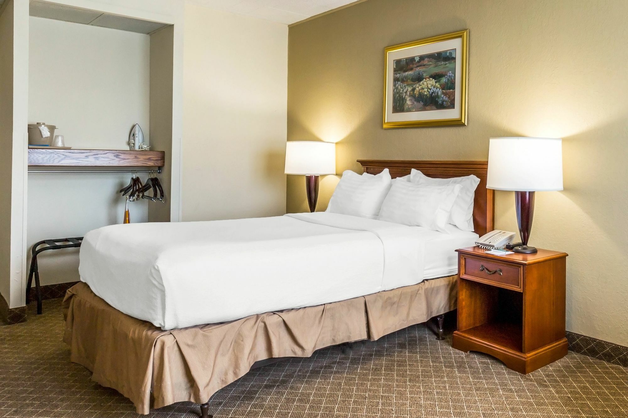 Clarion Inn Frederick Event Center Екстериор снимка